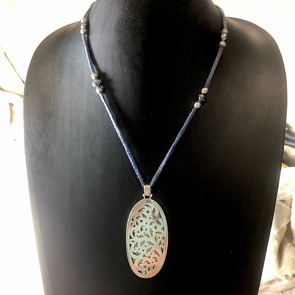 Vintage LOIS HILL Reversible MOP Sterling Silver Cut Out Pendant Necklace